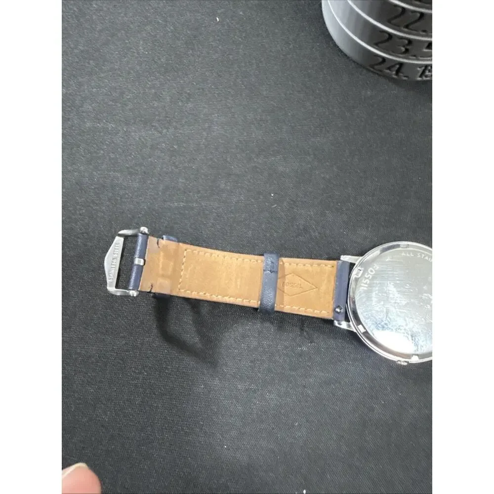 Fossil es 3749